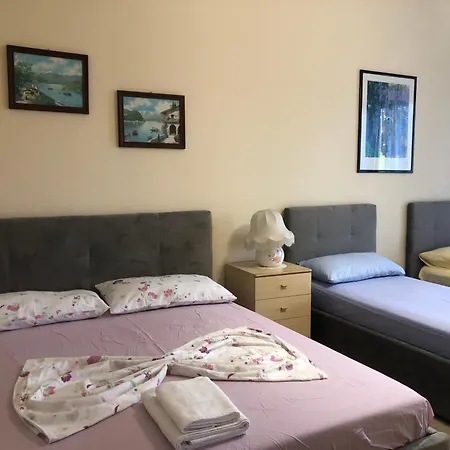 Stanze Private In Guest house *