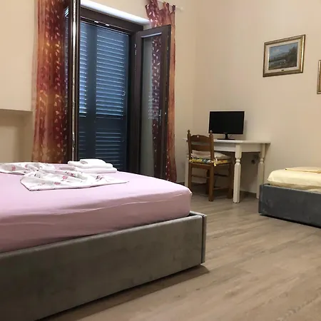 Stanze Private In Guest house