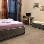 Stanze Private In Guest house Turin
